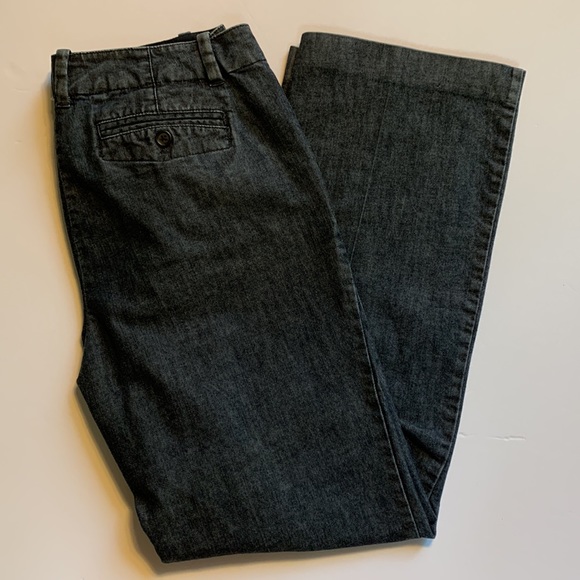 GAP Women’s Stretch Jeans - Picture 2 of 5